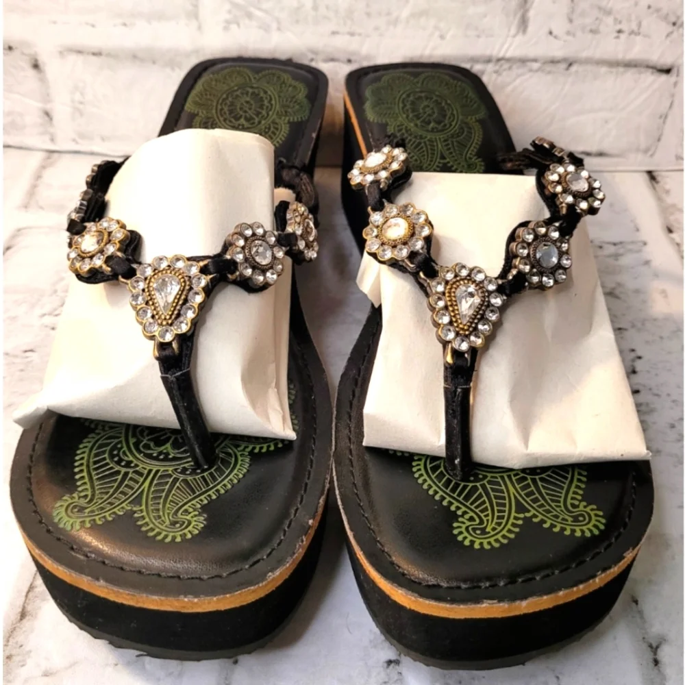 Skechers Shoes Womens Size 9.5 Cali Somethin Else Rhinestone Wedge Black Sandals